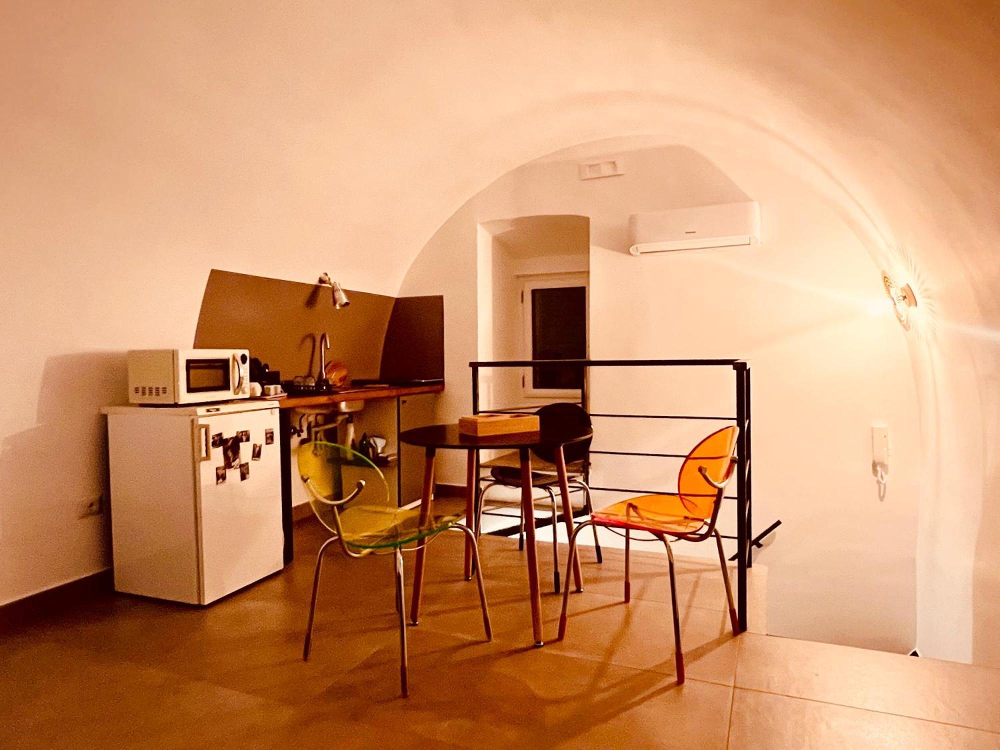Casa Del Poeta - Spaccanapoli ภายนอก รูปภาพ